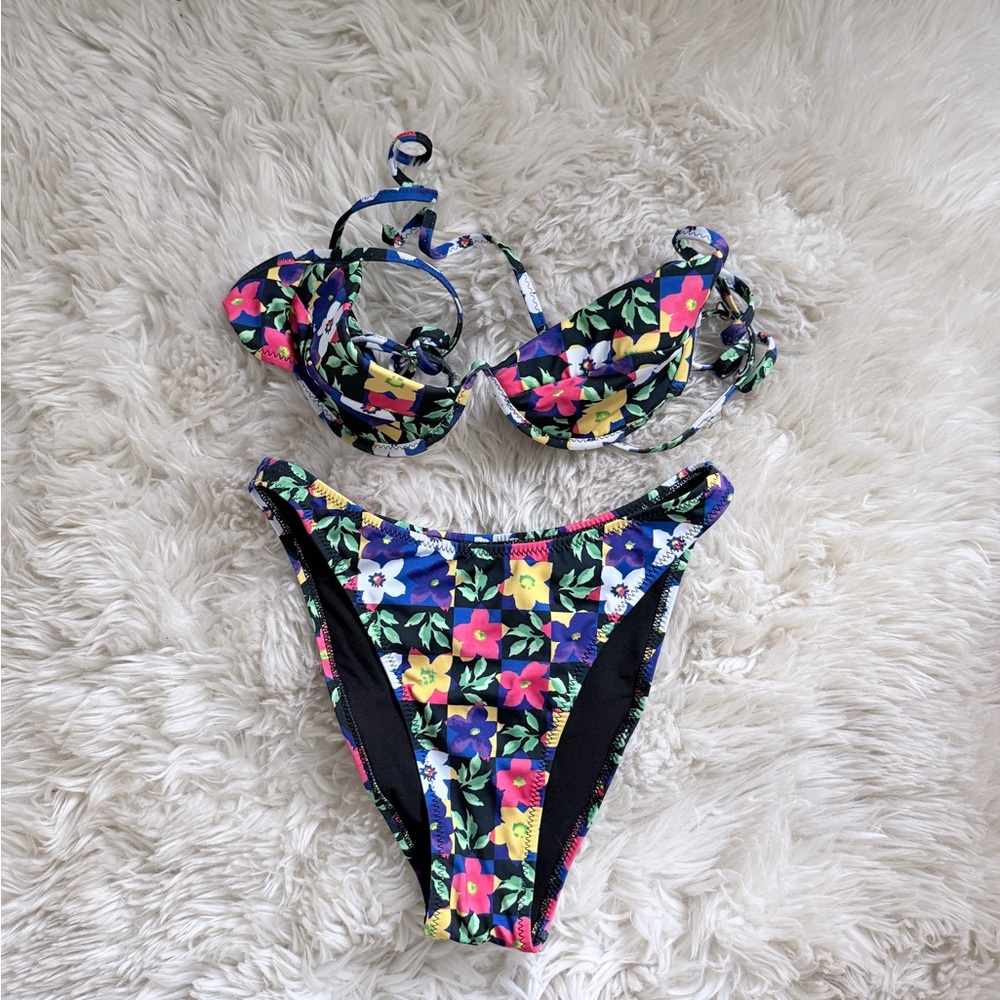 HEAVY MANNERS Miss November Underwire Top (XS) and High Cut Full Bottoms (S)